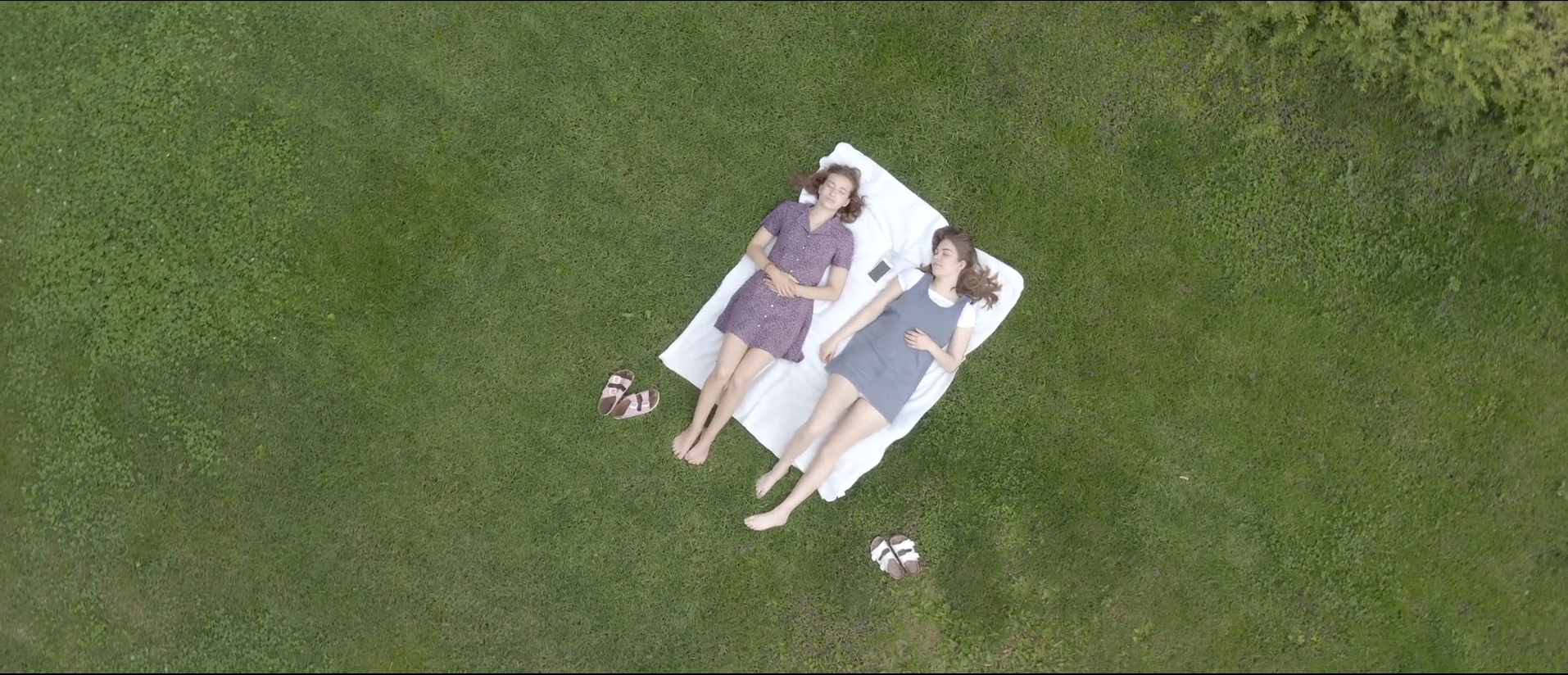 <h3>Kan vi ikke bare ligge her?</h3>