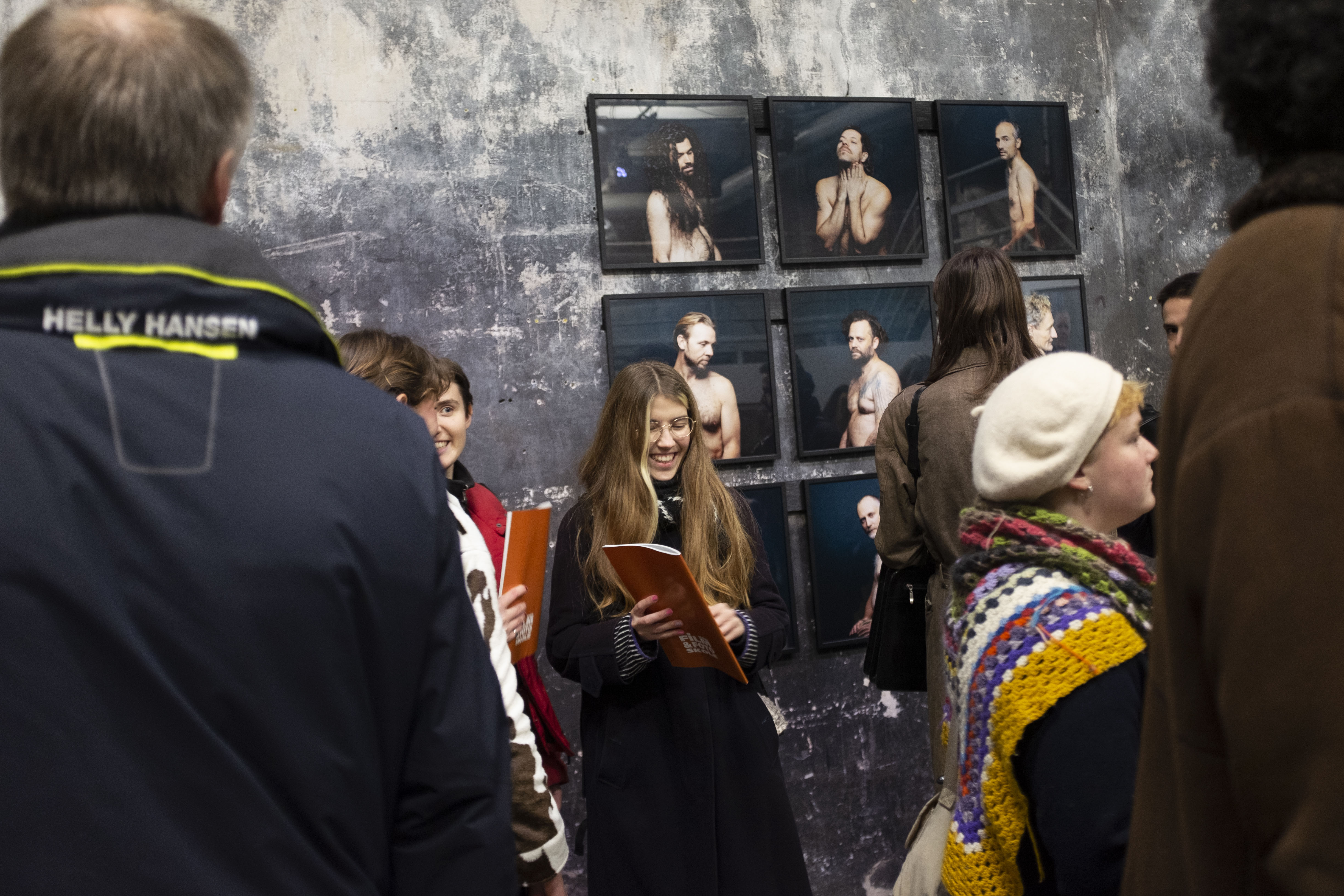 <h3>Fernisering 081221</h3>